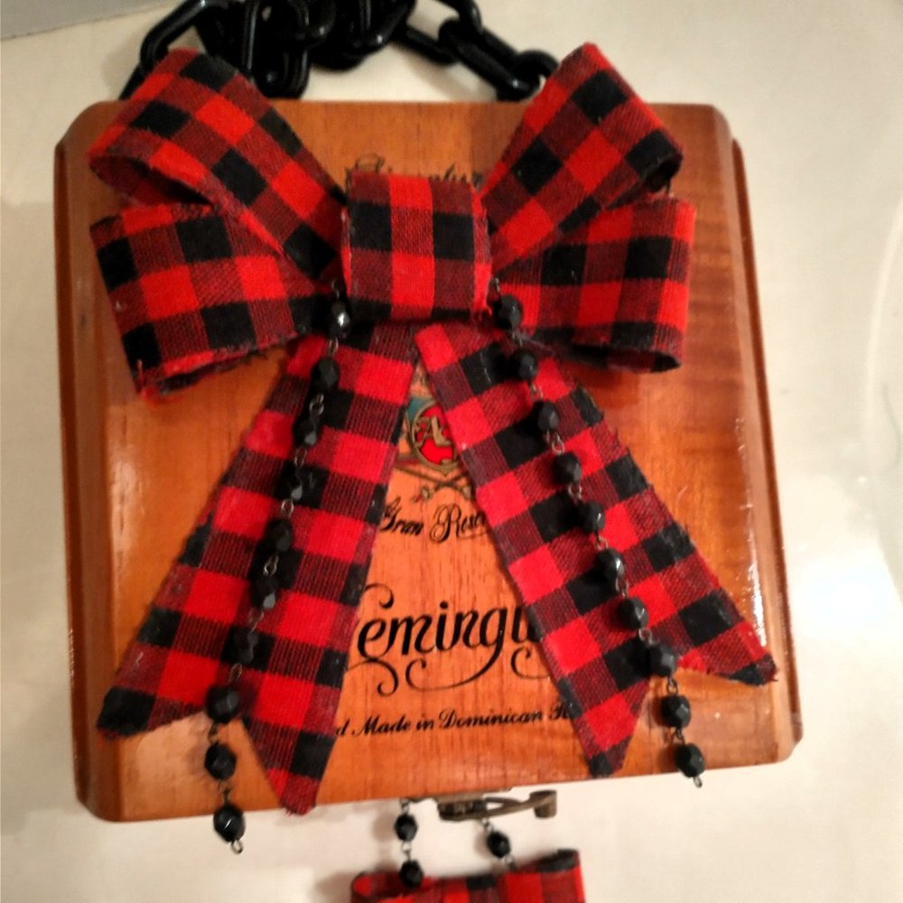 Original Suenos de Saundra Upcycled Hemingway Cigar Box Purse
